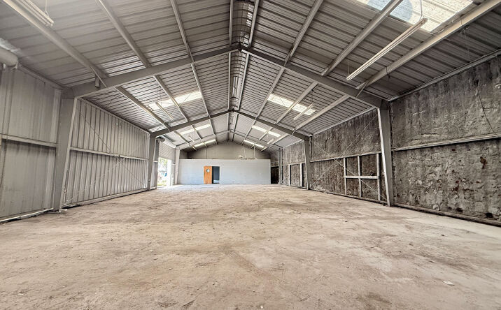Pictures of Industrial property located at 6107 W 34th St, Houston, TX 77092 for lease - image #1