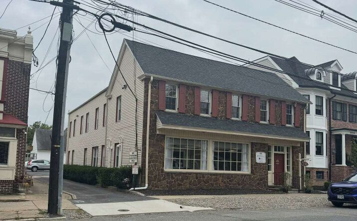 Pictures of Office property located at 130 N. Haddon Ave, Haddonfield, NJ 08033 for lease - image #1