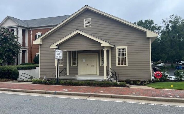 Pictures of Office property located at 271 Roswell Street NE, Marietta, GA 30060 for lease - image #1