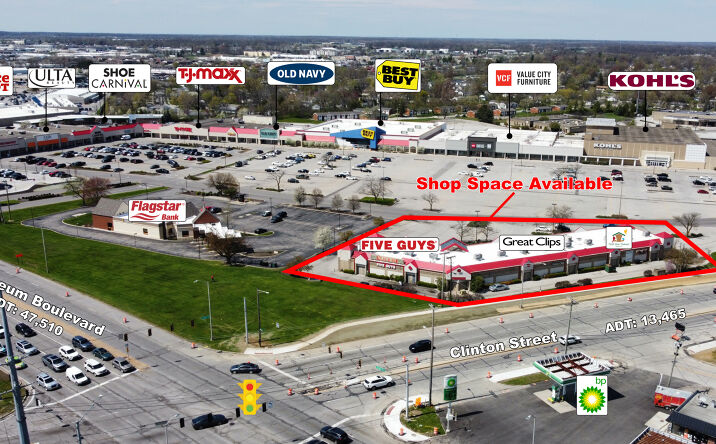 Pictures of Retail property located at 603-933 Northcrest Shopping Center, Fort Wayne, IN 46805 for lease - image #1