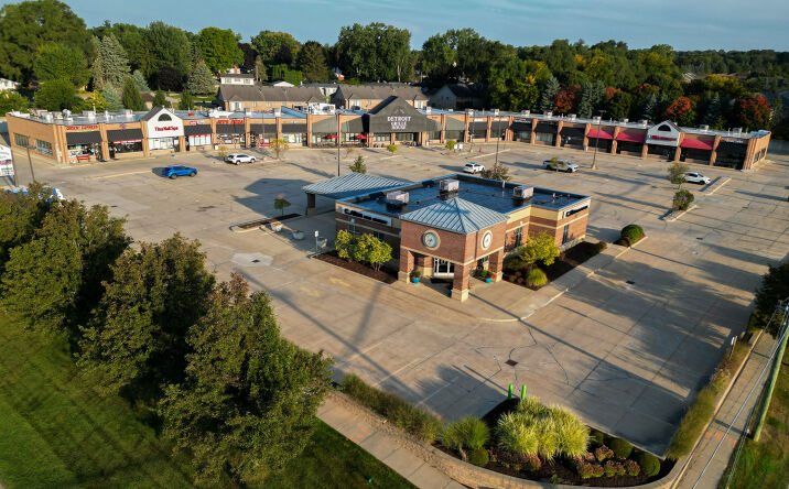 Pictures of Retail property located at 55101 Shelby Rd, Shelby Twp, MI 48316 for lease - image #1