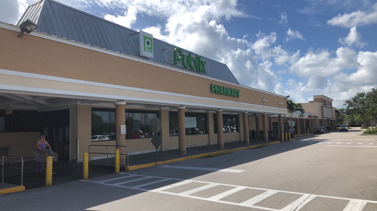 60 Kings Avenue, Vero Beach, FL 32966 Restaurant Space for Lease