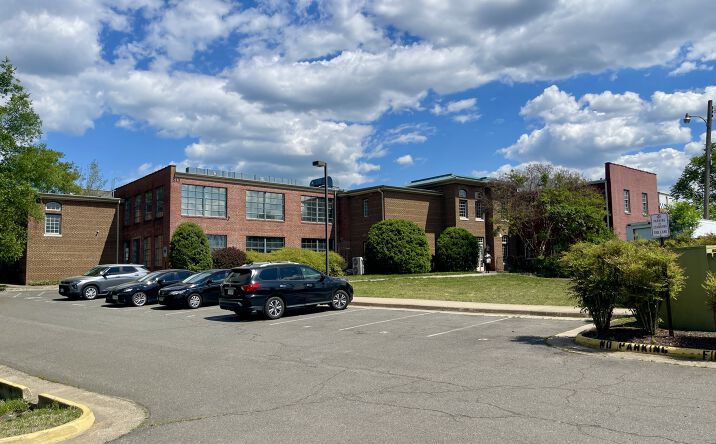 Pictures of Office property located at 513 Prince Edward St, Fredericksburg, VA 22401 for lease - image #1