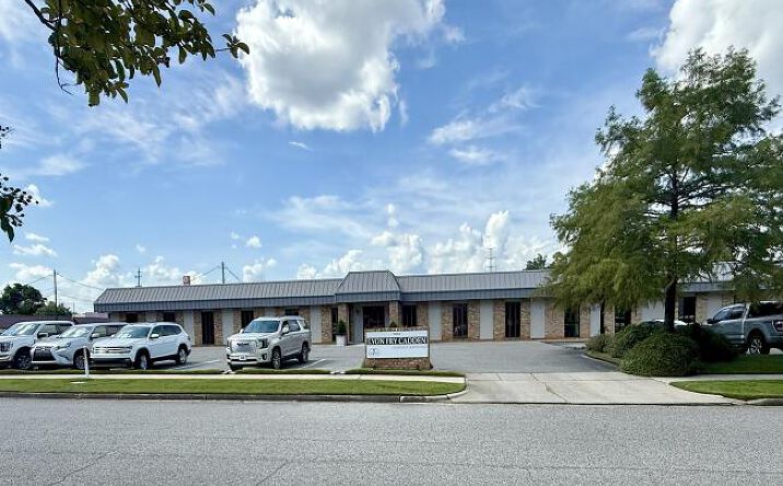 Pictures of Office property located at 3212 Midtown Park S, Mobile, AL 36606 for lease - image #1