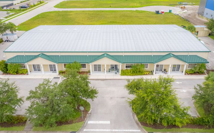 Pictures of Industrial property located at 8128 Uzita Dr, Sarasota, FL 34240 for lease - image #1
