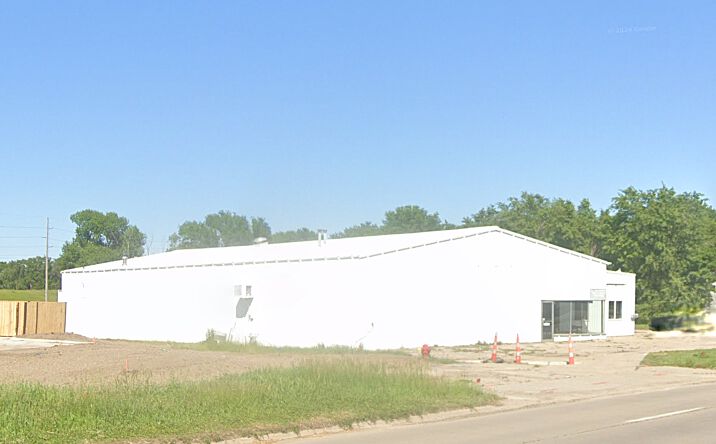 Pictures of Industrial property located at 604-606 IA-175, Ida Grove, IA 51445 for lease - image #1