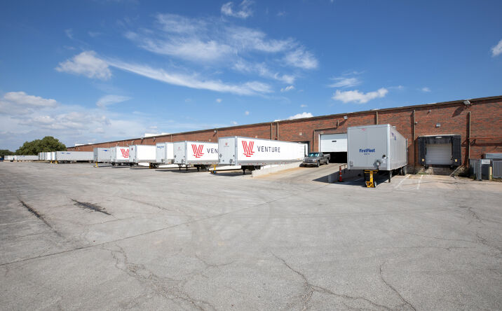 Pictures of Industrial property located at 5414 E Front St, Kansas City, MO 64120 for lease - image #1