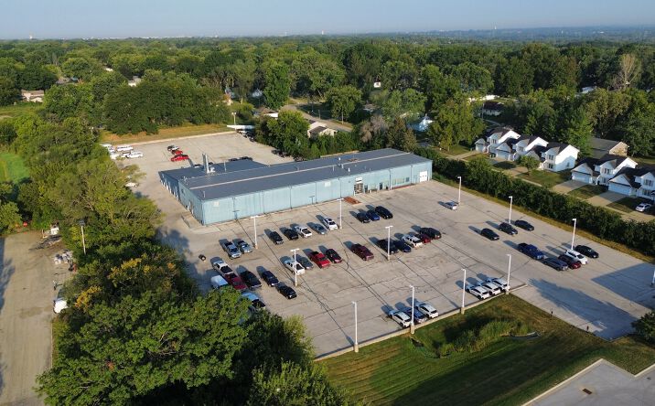 Pictures of Industrial property located at 4410 Merle Hay Rd, Des Moines, IA 50310 for lease - image #1