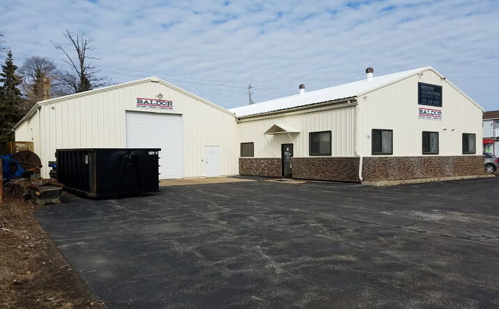 Pictures of Office, Industrial property located at 712 Valley Rd, Menasha, WI 54952 for lease - image #1