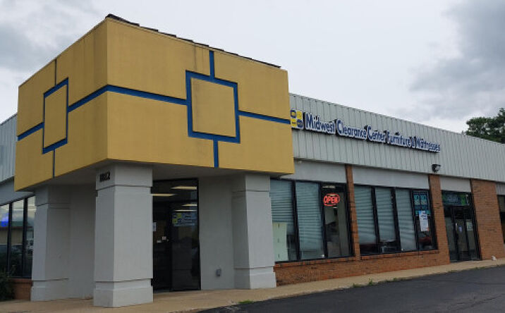 Pictures of Retail, Industrial property located at 1812 Vandiver Dr, Columbia, MO 65202 for lease - image #1