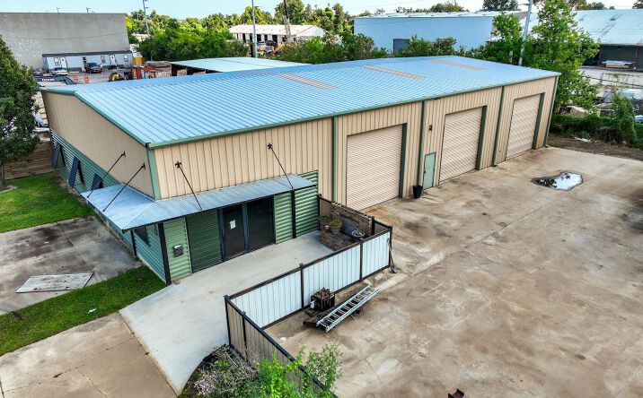 Pictures of Office, Industrial property located at 820 Industry Rd, Kenner, LA 70062 for lease - image #1