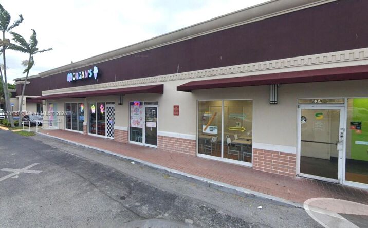 Pictures of Retail property located at 640-644 W Hallandale Beach Blvd, Hallandale Beach, FL 33009 for lease - image #1