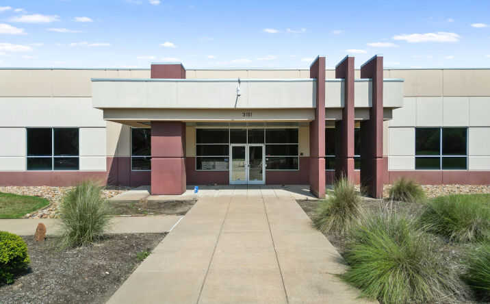 Pictures of Office property located at 3101 University Dr E, Bryan, TX 77802 for lease - image #1