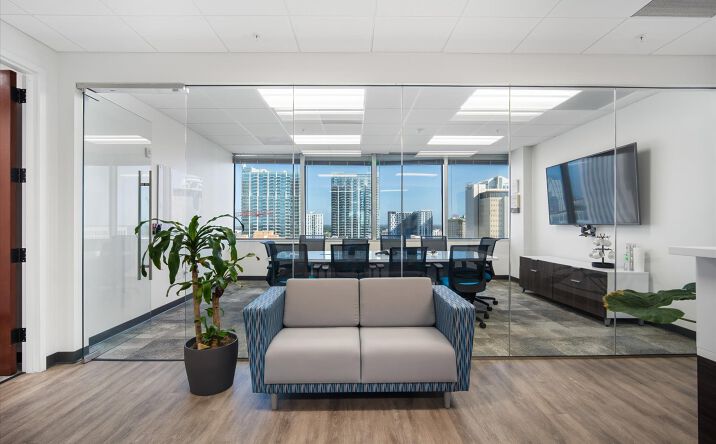 Pictures of Office property located at 201 E Kennedy Blvd, Tampa, FL 33602 for lease - image #1