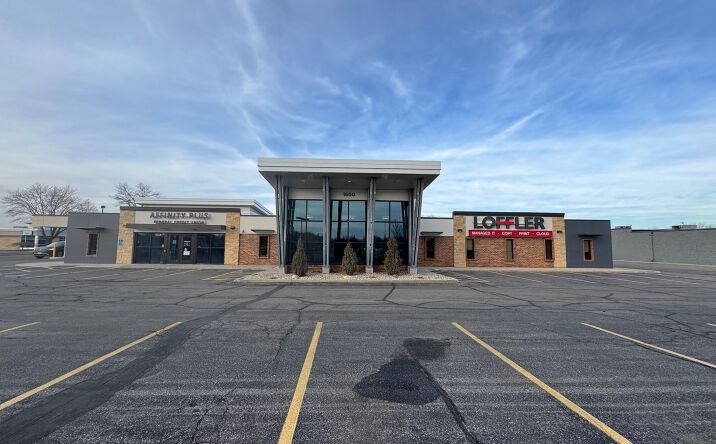 Pictures of Office property located at 1600 Madison Avenue , Mankato, MN 56001 for lease - image #1