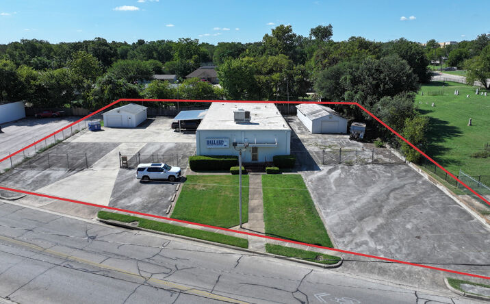 Pictures of Industrial property located at 3420 E. Vickery Blvd., Fort Worth, TX 76105 for lease - image #1
