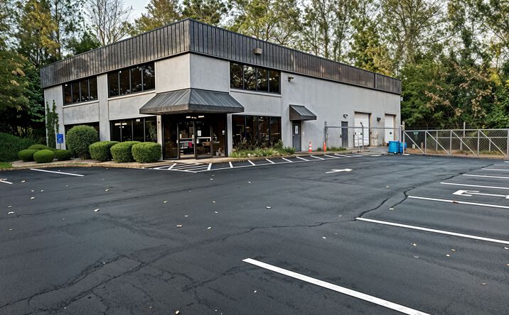 Pictures of Industrial property located at 1136 Grove Rd, Greenville, SC 29605 for lease - image #1