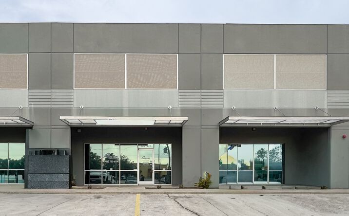 Pictures of Retail, Office property located at 1701 Jacaman Rd, Laredo, TX 78041 for lease - image #1