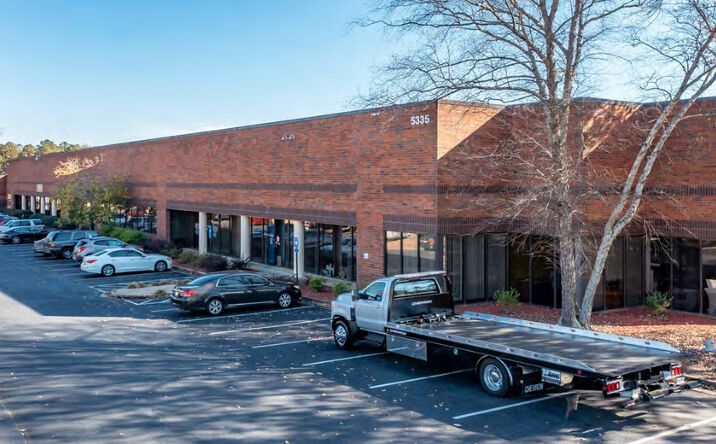 Pictures of Office, Industrial property located at 5335 Dividend Dr, Decatur, GA 30035 for lease - image #1