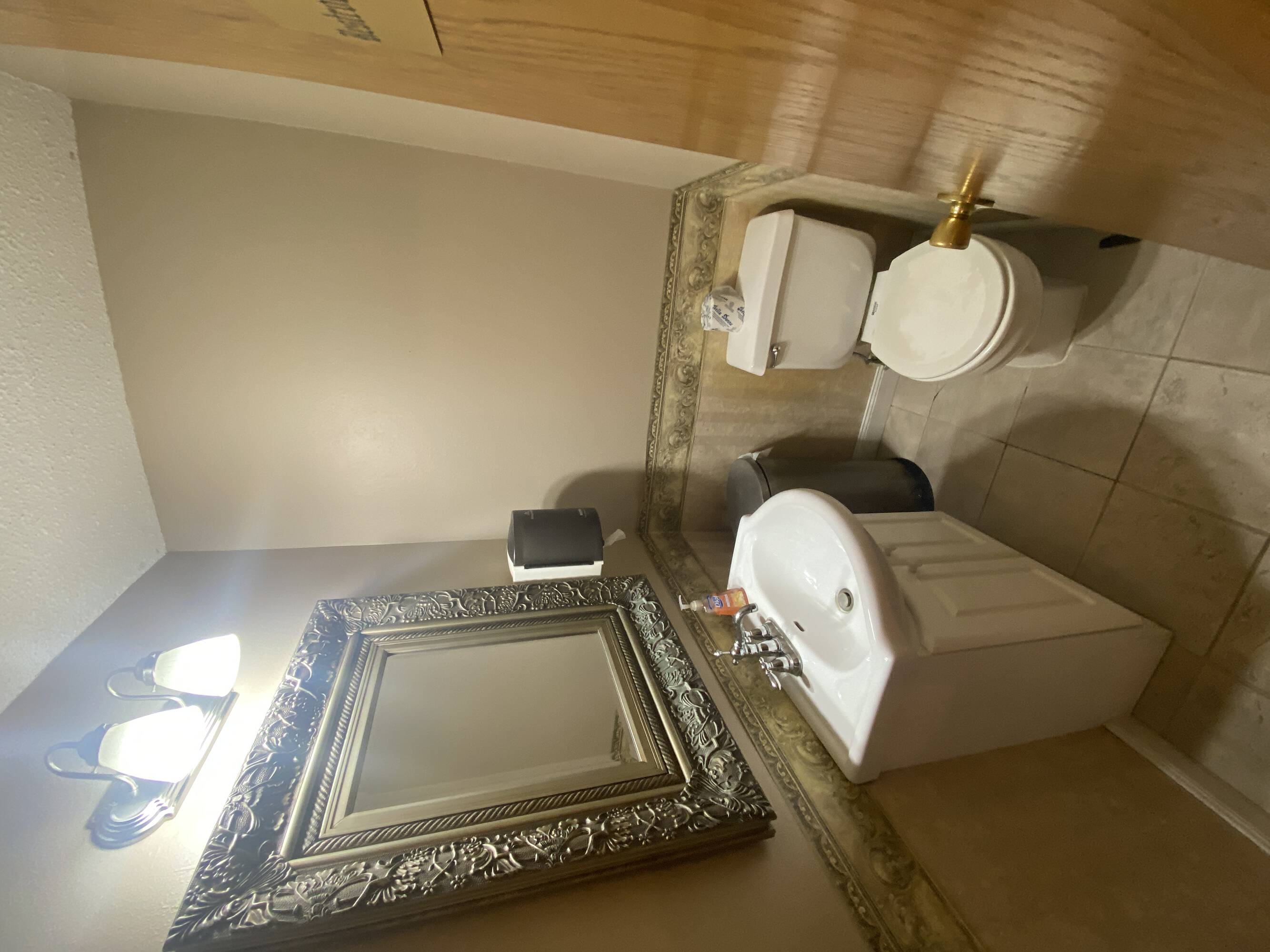 111 North State Street, Waseca, MN 56093