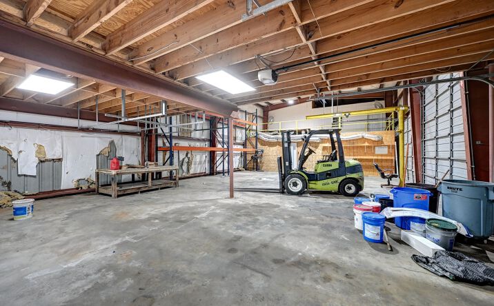 Pictures of Office, Industrial property located at 1500 Mehle St, Arabi, LA 70032 for lease - image #1