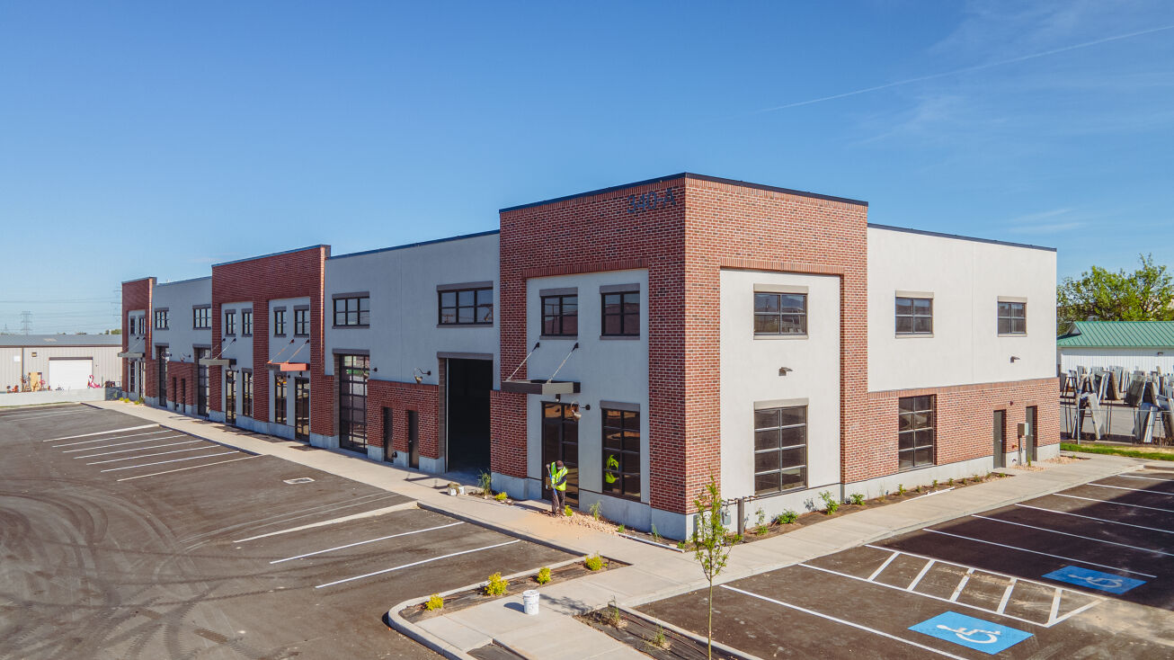 300 Antelope Dr, Clearfield, UT 84015 Retail Space for Lease