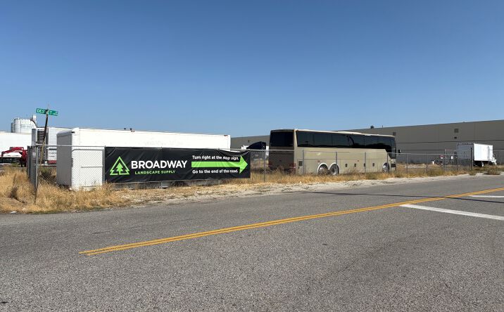 Pictures of Land property located at 6715 E Desmet Ave, Spokane Valley, WA 99212 for lease - image #1