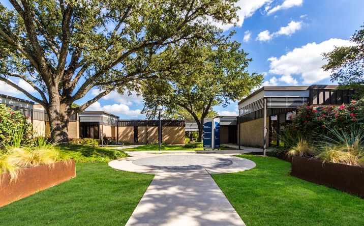 Pictures of Office property located at 11623 Angus Rd, Austin, TX 78759 for lease - image #1