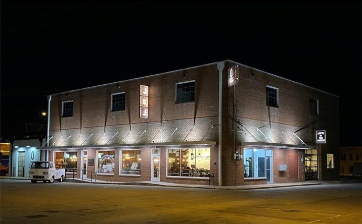 Pictures of Retail, Office, Special Purpose property located at 111 S Main St, Springdale, AR 72764 for lease - image #1