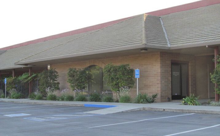 Pictures of Office property located at 801 S Ham Ln, Lodi, CA 95242 for lease - image #1
