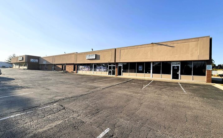 Pictures of Retail, Industrial property located at 32210-32250 West 8 Mile Road, Farmington Hills, MI 48336 for lease - image #1