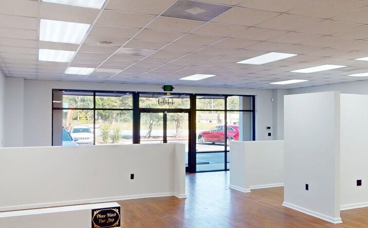 Pictures of Retail, Office property located at 440 Old Trolley Rd, Summerville, SC 29485 for lease - image #1