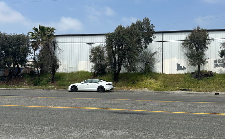 Pictures of Industrial property located at 15176 Whittram Ave, Fontana, CA 92335 for lease - image #1