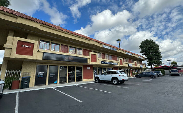 Pictures of Office property located at 2661 W Whittier Blvd, La Habra, CA 90631 for lease - image #1