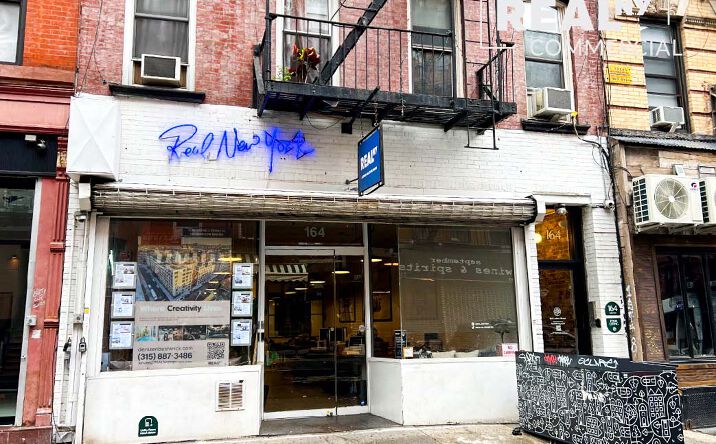 Pictures of Retail property located at 164 Ludlow Street, New York, NY 10002 for lease - image #1