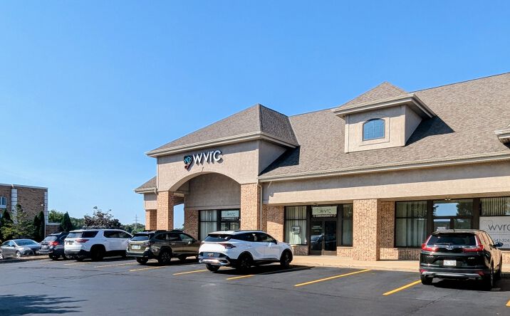 Pictures of Retail, Office property located at 1351 N Port Washington Rd, Grafton, WI 53024 for lease - image #1