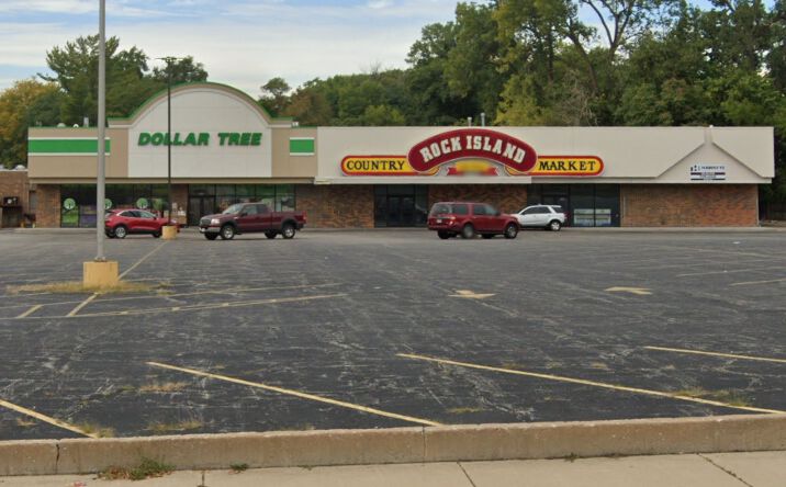Pictures of Retail property located at 2252 24th St, Rock Island, IL 61201 for lease - image #1