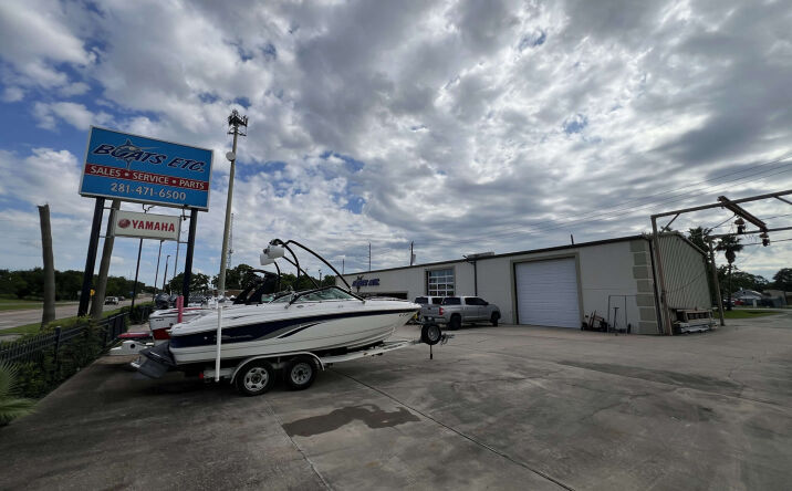 Pictures of Retail property located at 331 TX-146, La Porte, TX 77571 for lease - image #1