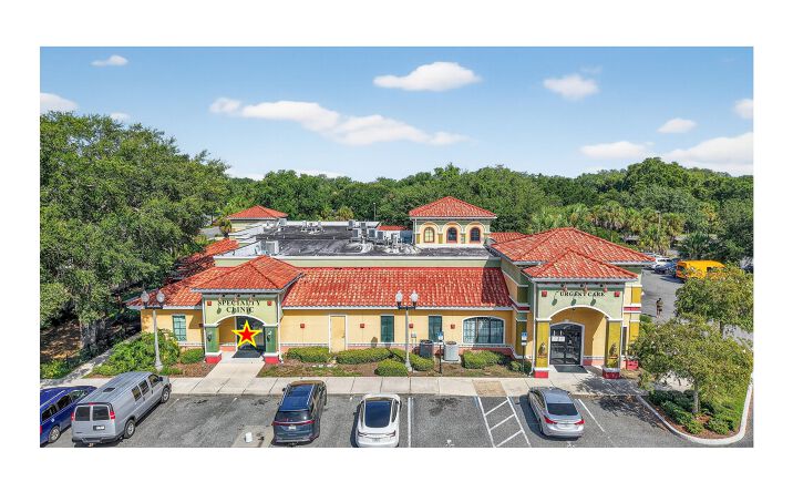 Pictures of Office property located at 1580 Santa Barbara Blvd, Lady Lake, FL 32159 for lease - image #1