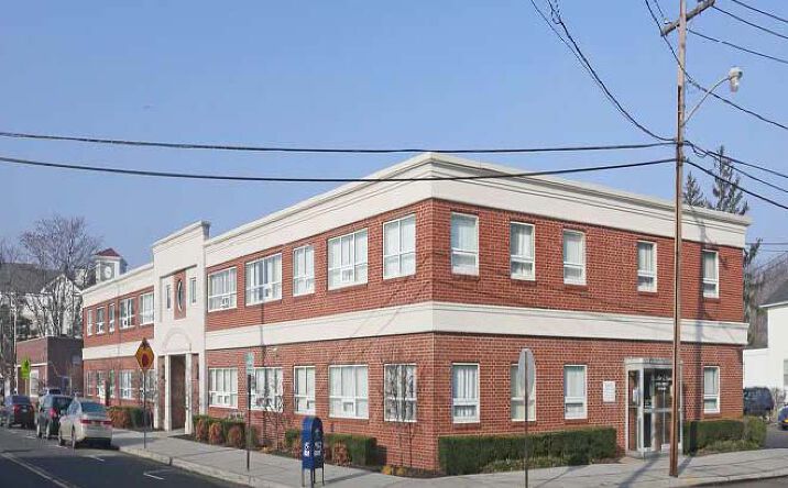 Pictures of Office property located at 31 Oak St, Patchogue, NY 11772 for lease - image #1
