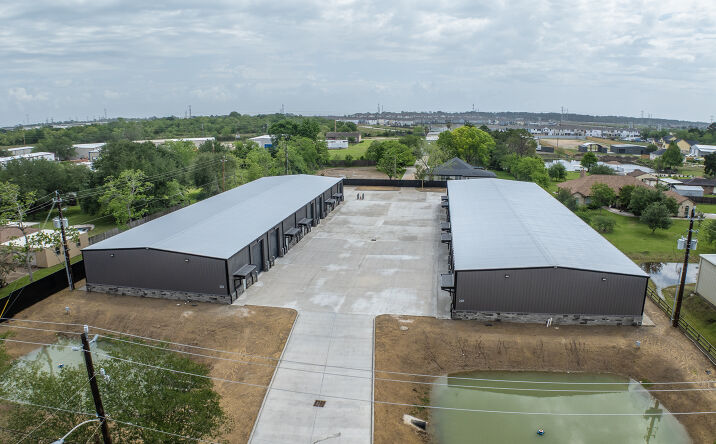 Pictures of Office, Industrial property located at 2313 & 2317 Anders Ln, Kemah, TX 77565 for lease - image #1