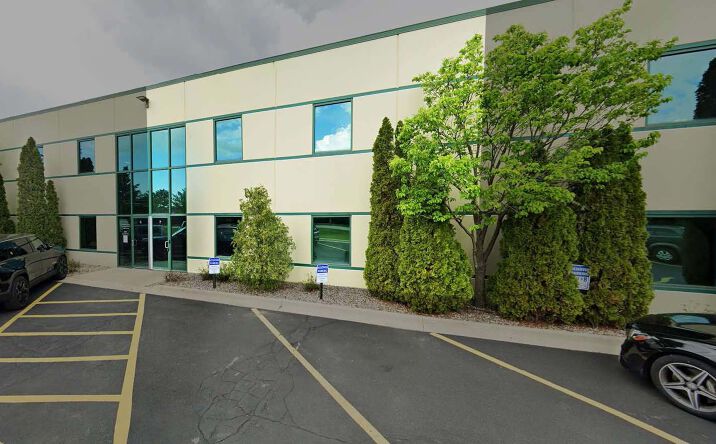 Pictures of Industrial property located at 2760 Beverly Dr, Aurora, IL 60502 for lease - image #1