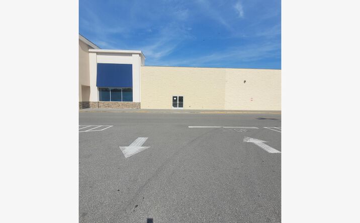 Pictures of Retail property located at 129 Ridge Cir, Wise, VA 24293 for lease - image #1