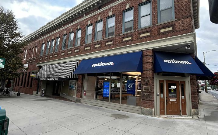 Pictures of Retail, Office property located at 443 N Main St, Hendersonville, NC 28792 for lease - image #1
