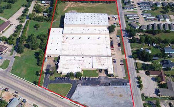 Pictures of Industrial property located at 4301 Mansfield Hwy, Forest Hill, TX 76119 for lease - image #1