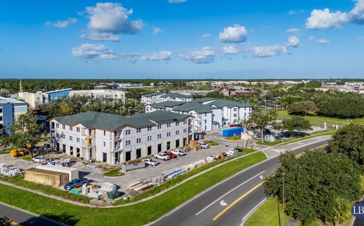 Pictures of Retail property located at Sportsman Ln NE, Palm Bay, FL 32905 for lease - image #1