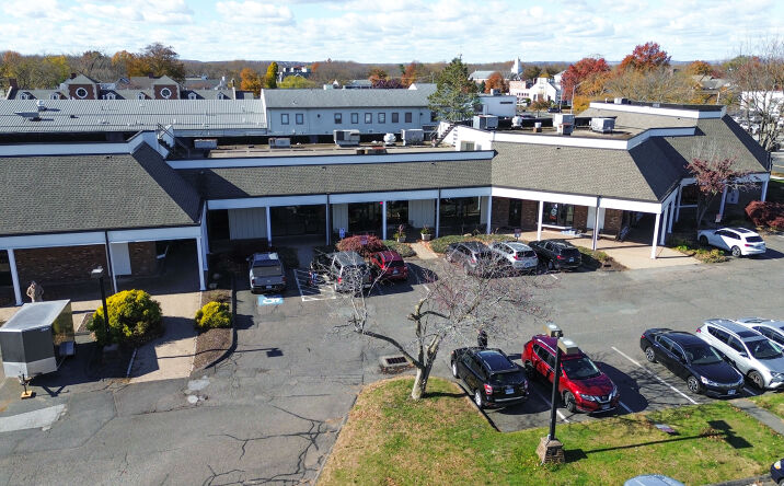 Pictures of Retail, Restaurant property located at 30 Welles St, Glastonbury, CT 06033 for lease - image #1