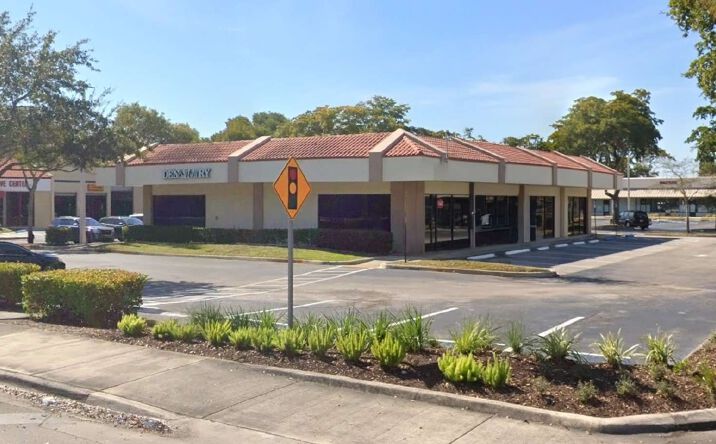 Pictures of Retail, Office property located at 8201 N Pine Island Rd, Tamarac, FL 33321 for lease - image #1