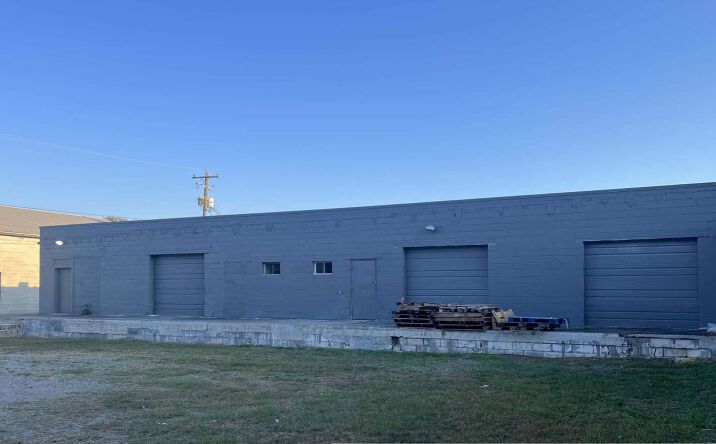 Pictures of Industrial property located at 913 Poplar St, Cayce, SC 29033 for lease - image #1