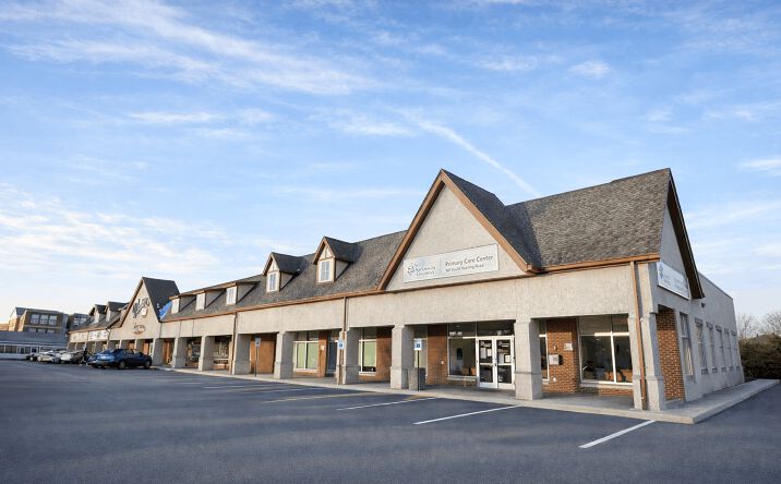 Pictures of Retail, Office, Special Purpose property located at 561 S Yearling Rd, Whitehall, OH 43213 for lease - image #1
